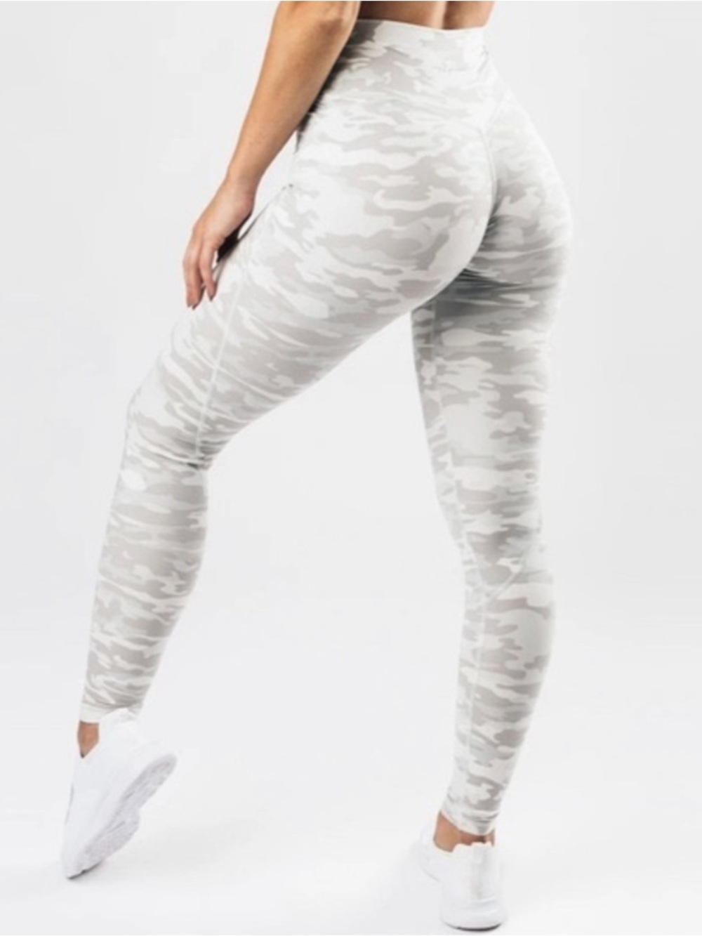 Alphalete Seamless Leggings - White/Light Gray Camo
